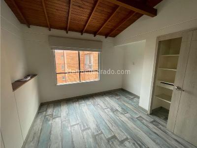 Apartamento de 3 alcobas en venta en La Inferior, Medellín, 83 m² · foto 9 de 12
