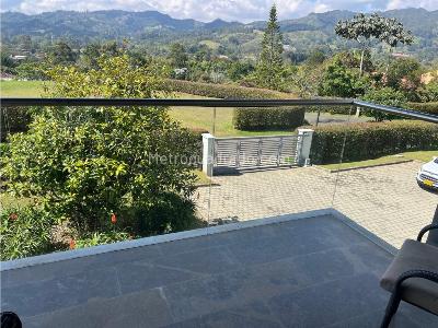 Casa de 3 alcobas en venta en El Tablazo, Medellín, 750 m² · foto 6 de 15
