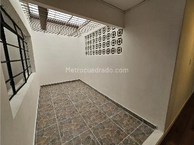 Casa en arriendo en Manila, Medellín · foto 13 de 19