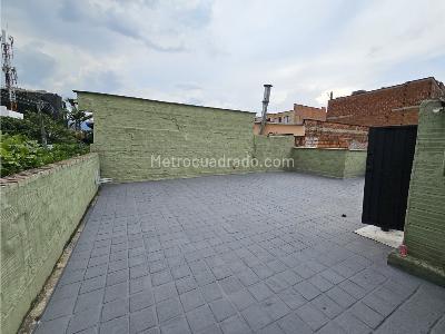 Casa en arriendo en Manila, Medellín · foto 18 de 19