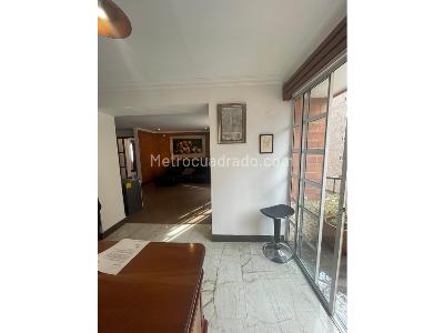 Apartamento de 4 alcobas en venta en Pontevedra, Medellín, 300 m² · foto 2 de 20