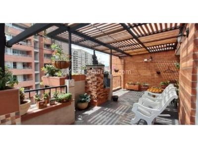 Apartamento de 4 alcobas en venta en Pontevedra, Medellín, 300 m² · foto 13 de 20