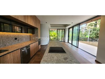 Apartamento de 2 alcobas en venta en El Campestre, Medellín, 178 m² · foto 3 de 18