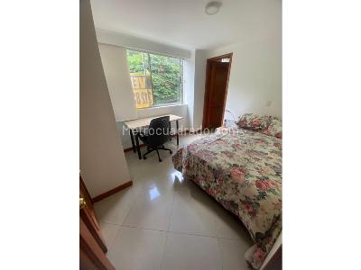 Apartaestudio en venta en El Campestre, Medellín, 35 m² · foto 5 de 7