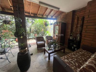 Casa de 4 alcobas en venta en El Campestre, Medellín, 240 m² · foto 7 de 18