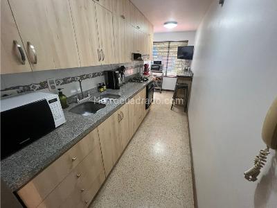 Casa de 4 alcobas en venta en El Campestre, Medellín, 240 m² · foto 13 de 18