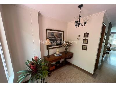 Casa de 4 alcobas en venta en El Campestre, Medellín, 240 m² · foto 14 de 18