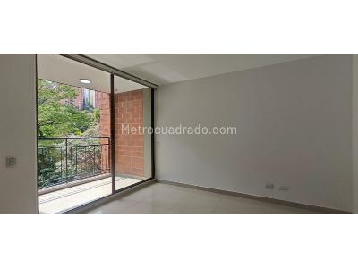 Apartamento en venta en Castropol, Medellín · foto 5 de 11