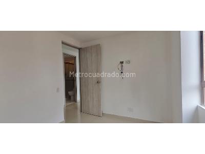 Apartamento en venta en Castropol, Medellín · foto 7 de 11
