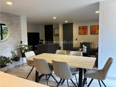 Apartamento en venta en Castropol, Medellín · foto 2 de 13