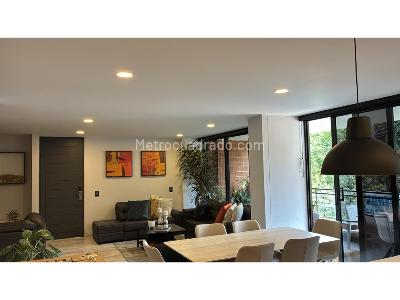Apartamento en venta en Castropol, Medellín · foto 3 de 13