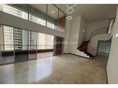 Apartamento de 3 alcobas en venta en La Abadia, Medellín, 246 m² · foto 2 de 20