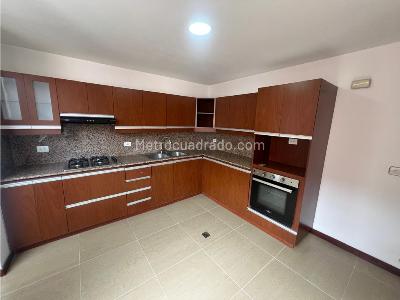 Apartamento de 3 alcobas en venta en La Abadia, Medellín, 246 m² · foto 12 de 20