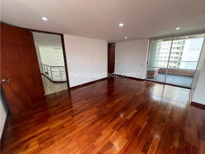 Apartamento de 3 alcobas en venta en La Abadia, Medellín, 246 m² · foto 17 de 20