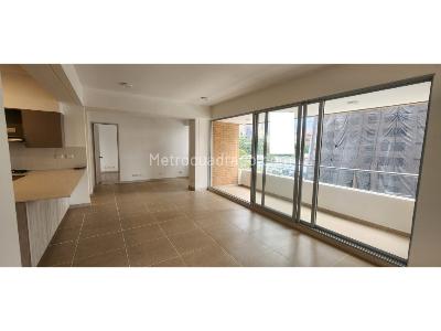 Apartamento en arriendo en Ciudad Del Rio, Medellín · foto 2 de 18