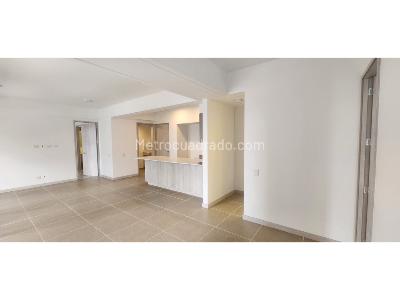 Apartamento en arriendo en Ciudad Del Rio, Medellín · foto 3 de 18
