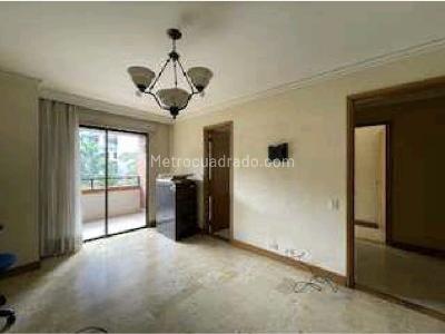 Apartamento de 4 alcobas en venta en La Linde, Medellín, 254 m² · foto 11 de 16