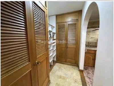 Apartamento de 4 alcobas en venta en La Linde, Medellín, 254 m² · foto 13 de 16