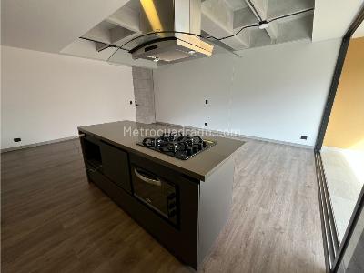 Apartamento de 2 alcobas en arriendo en Transversal Intermedia, Medellín, 108 m² · foto 2 de 18
