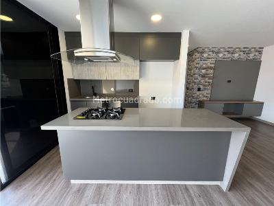 Apartamento de 2 alcobas en arriendo en Transversal Intermedia, Medellín, 108 m² · foto 5 de 18