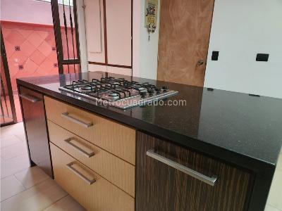 Apartamento en venta en La Frontera, Medellín · foto 17 de 20