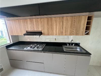 Apartamento de 3 alcobas en arriendo en Los Balsos, Medellín, 89 m² · foto 6 de 19