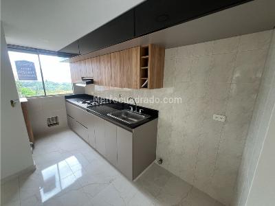 Apartamento de 3 alcobas en arriendo en Los Balsos, Medellín, 89 m² · foto 7 de 19