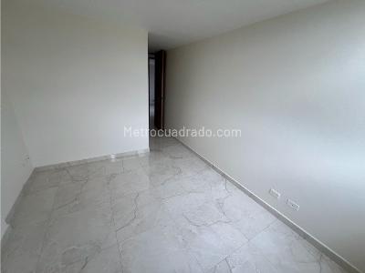 Apartamento de 3 alcobas en arriendo en Los Balsos, Medellín, 89 m² · foto 11 de 19