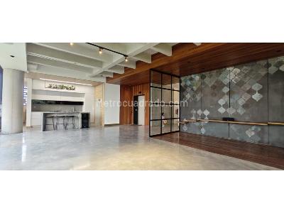 Apartamento de 3 alcobas en arriendo en Vizcaya, Medellín, 250 m² · foto 2 de 16