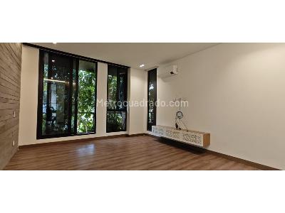 Apartamento de 3 alcobas en arriendo en Vizcaya, Medellín, 250 m² · foto 11 de 16