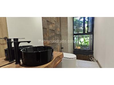Apartamento de 3 alcobas en arriendo en Vizcaya, Medellín, 250 m² · foto 13 de 16