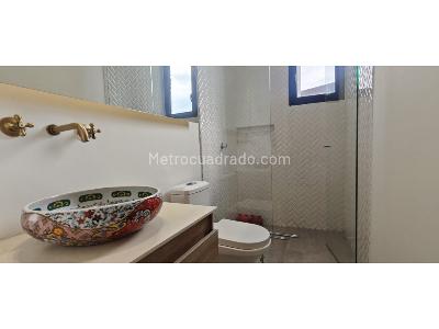 Apartamento de 3 alcobas en arriendo en Vizcaya, Medellín, 250 m² · foto 15 de 16