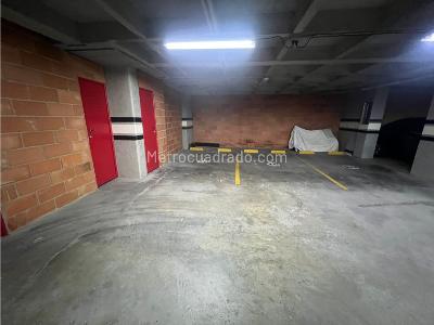Apartamento de 3 alcobas en venta en Loma Del Esmeraldal, Medellín, 214 m² · foto 14 de 20