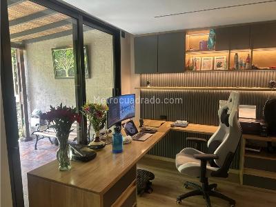 Casa de 3 alcobas en venta en La Abadia, Medellín, 224 m² · foto 6 de 17