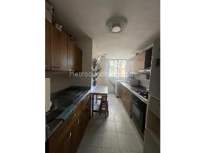 Apartamento en venta en Segundo Parque De Laureles, Medellín · foto 8 de 19