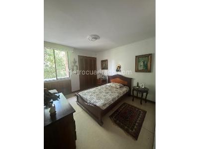 Apartamento en venta en Segundo Parque De Laureles, Medellín · foto 16 de 19