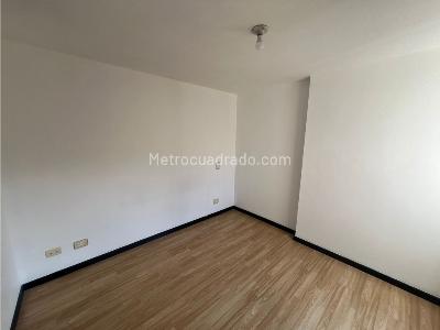 Apartamento de 2 alcobas en arriendo en Loma De Los Gonzalez, Medellín, 70 m² · foto 8 de 13