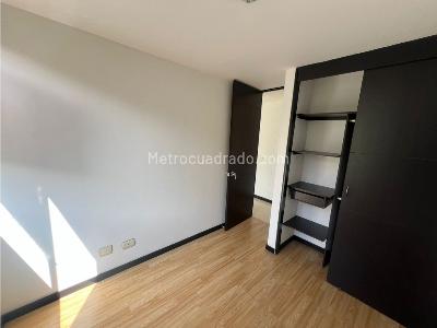 Apartamento de 2 alcobas en arriendo en Loma De Los Gonzalez, Medellín, 70 m² · foto 9 de 13
