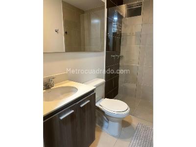 Apartamento de 3 alcobas en arriendo en Prados De Sabaneta, Medellín, 57 m² · foto 14 de 14