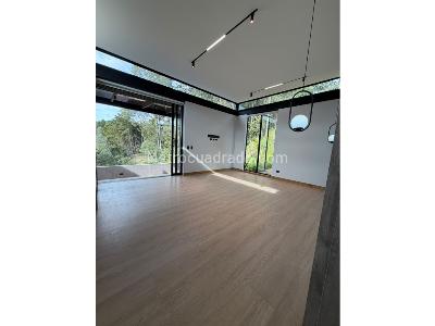 Casa de 3 alcobas en venta en Las Palmas, Medellín, 1000 m² · foto 4 de 20