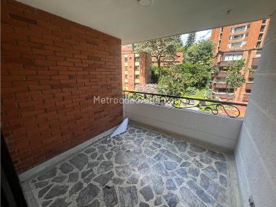 Apartamento de 3 alcobas en arriendo en Los Balsos, Medellín, 142 m² · foto 7 de 19