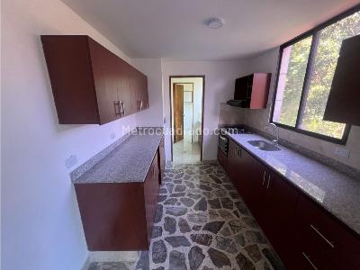 Apartamento de 3 alcobas en arriendo en Los Balsos, Medellín, 142 m² · foto 9 de 19