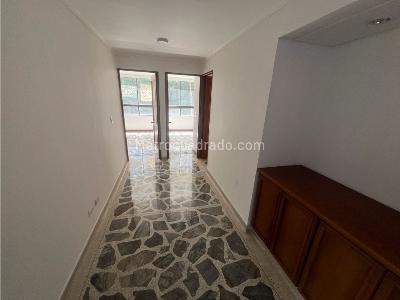 Apartamento de 3 alcobas en arriendo en Los Balsos, Medellín, 142 m² · foto 10 de 19