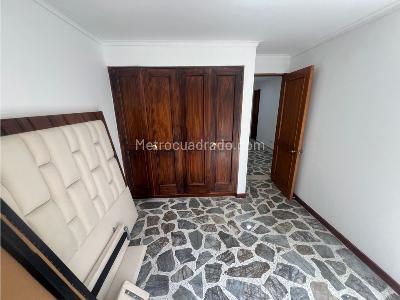 Apartamento de 3 alcobas en arriendo en Los Balsos, Medellín, 142 m² · foto 12 de 19