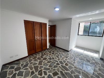 Apartamento de 3 alcobas en arriendo en Los Balsos, Medellín, 142 m² · foto 14 de 19