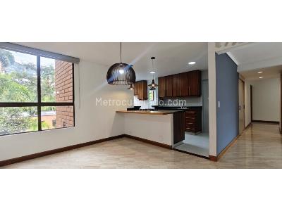 Apartamento de 3 alcobas en arriendo en Los Parra, Medellín, 155 m² · foto 4 de 16