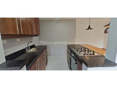 Apartamento de 3 alcobas en arriendo en Los Parra, Medellín, 155 m² · foto 5 de 16