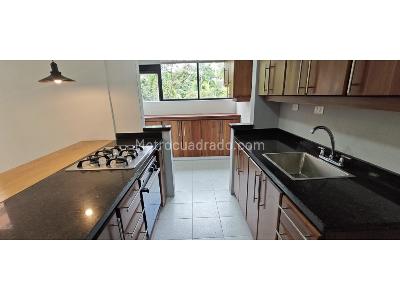 Apartamento de 3 alcobas en arriendo en Los Parra, Medellín, 155 m² · foto 6 de 16