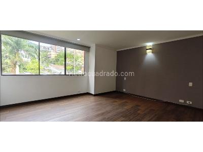 Apartamento de 3 alcobas en arriendo en Los Parra, Medellín, 155 m² · foto 9 de 16