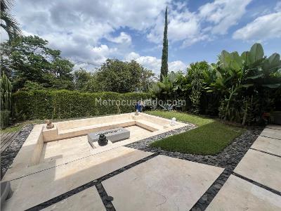 Casa de 4 alcobas en arriendo en Loma Benedictinos, Medellín, 350 m² · foto 5 de 18